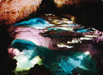 銀水洞（鹿児島県）