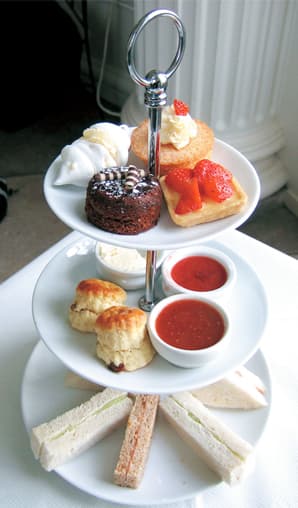 ケンジントン宮殿　オランジュリー　アフタヌーンティー