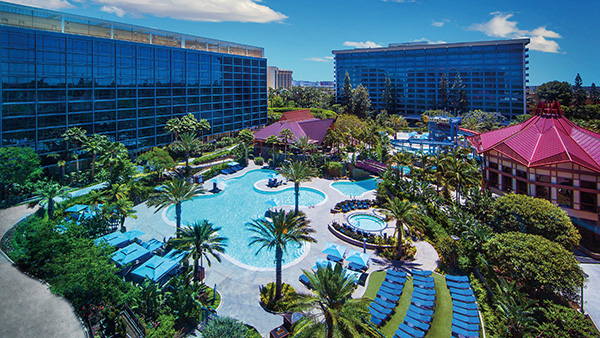 ディズニーランドホテル