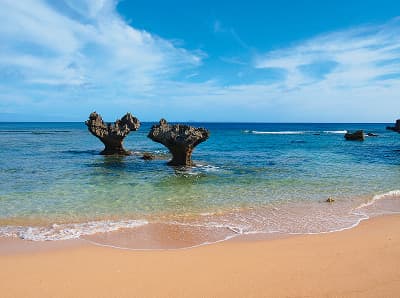 沖縄の旅行・ツアーを見る