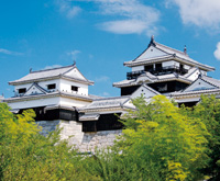 松山城