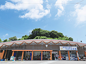 道の駅「黒之瀬戸だんだん市場」
